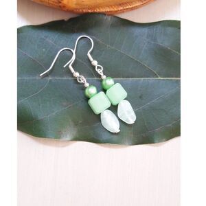 Green Glass Silverplate Hooks Hidden Meaning earrings Mystic Outlands, Ser  378■